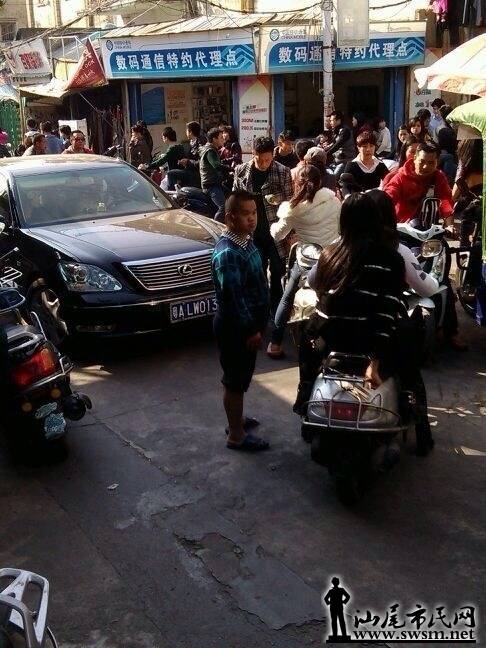 bc80ea0ctw1ed0xhr7ef2j20di0i0acs.jpg
