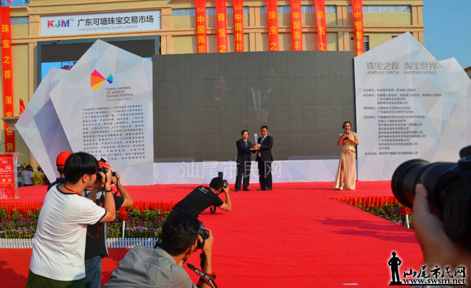 QQ��ͼ20141017142303.jpg