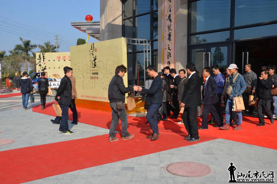 QQ��ͼ20150123192222.jpg