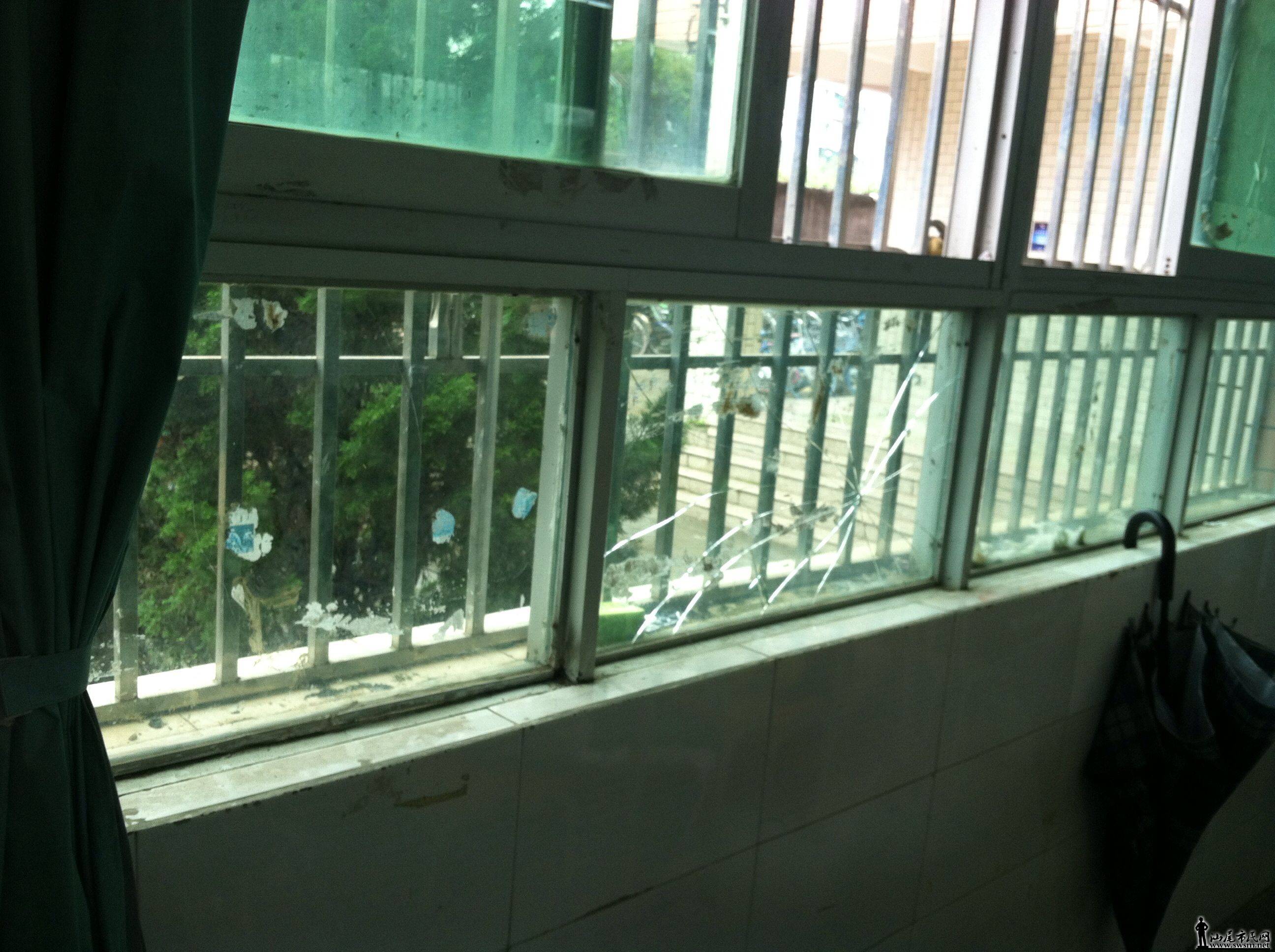 ĳѧУ��һ�꼶һ������������