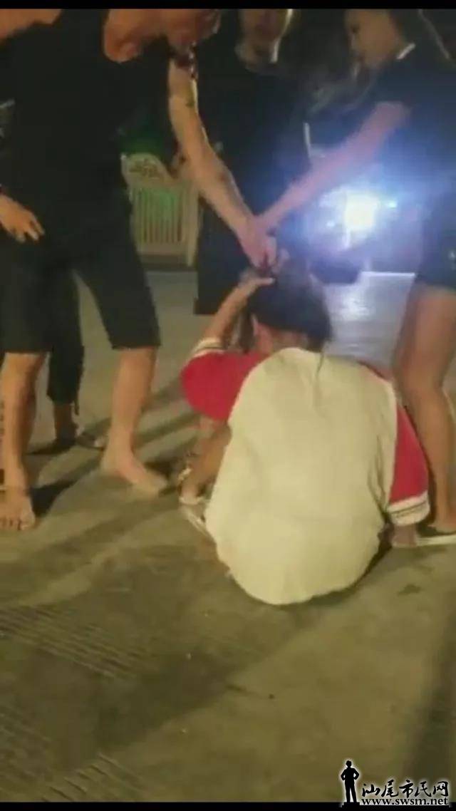  ��������β��ͷŮ�ӱ�Ź�򡱣����������