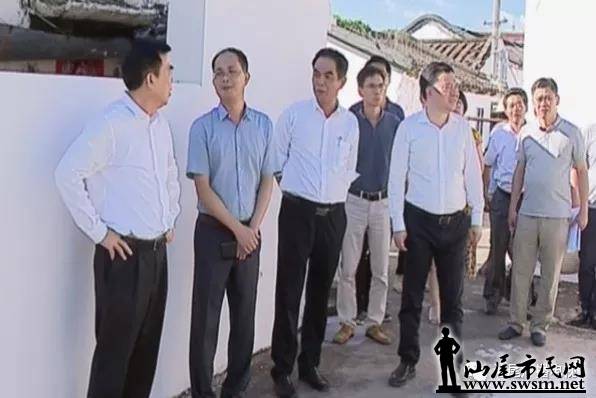 ʯ���鵽�����ص��� ǿ��Ҫ������ɫ�塱�����Ϊչʾ��½�������ʷ�Ĵ��ںͺ�ɫ��...