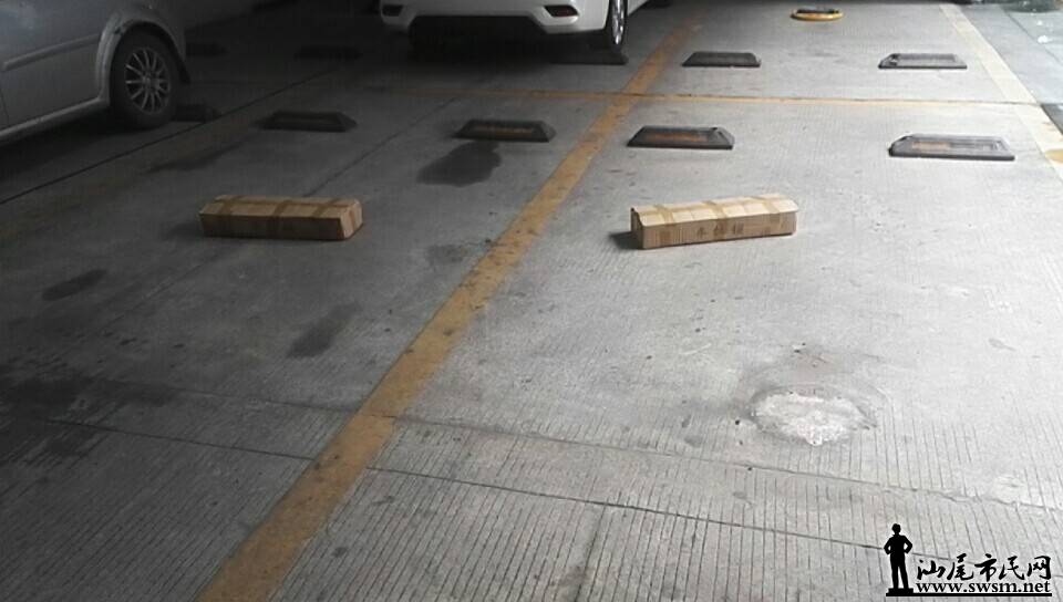 ����С��������԰������ǿ�жԳ���δ��δ�⳵λ��������ǰ����ֹ��ҵ��̬����������