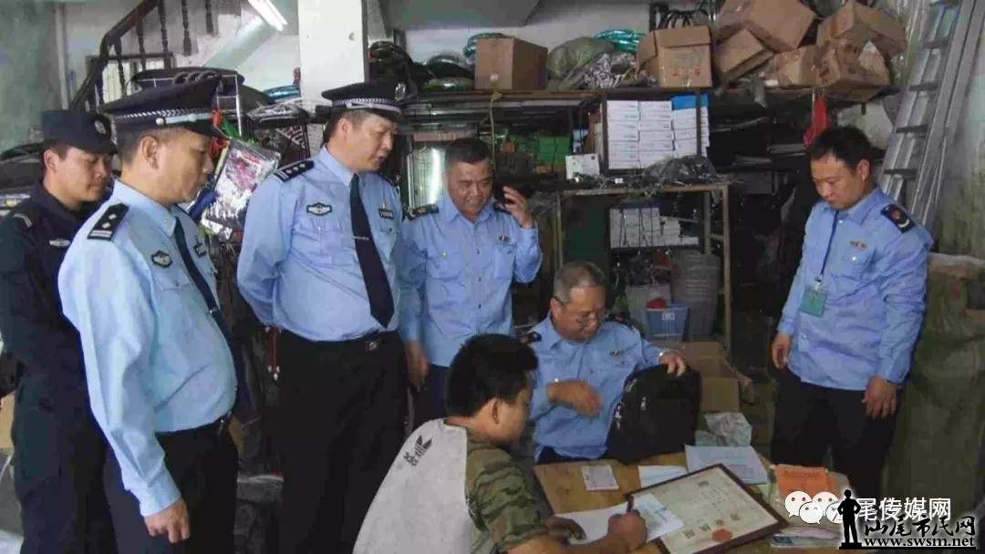 ����ע�������ΰ����⣬Ⱥ���л�˵......