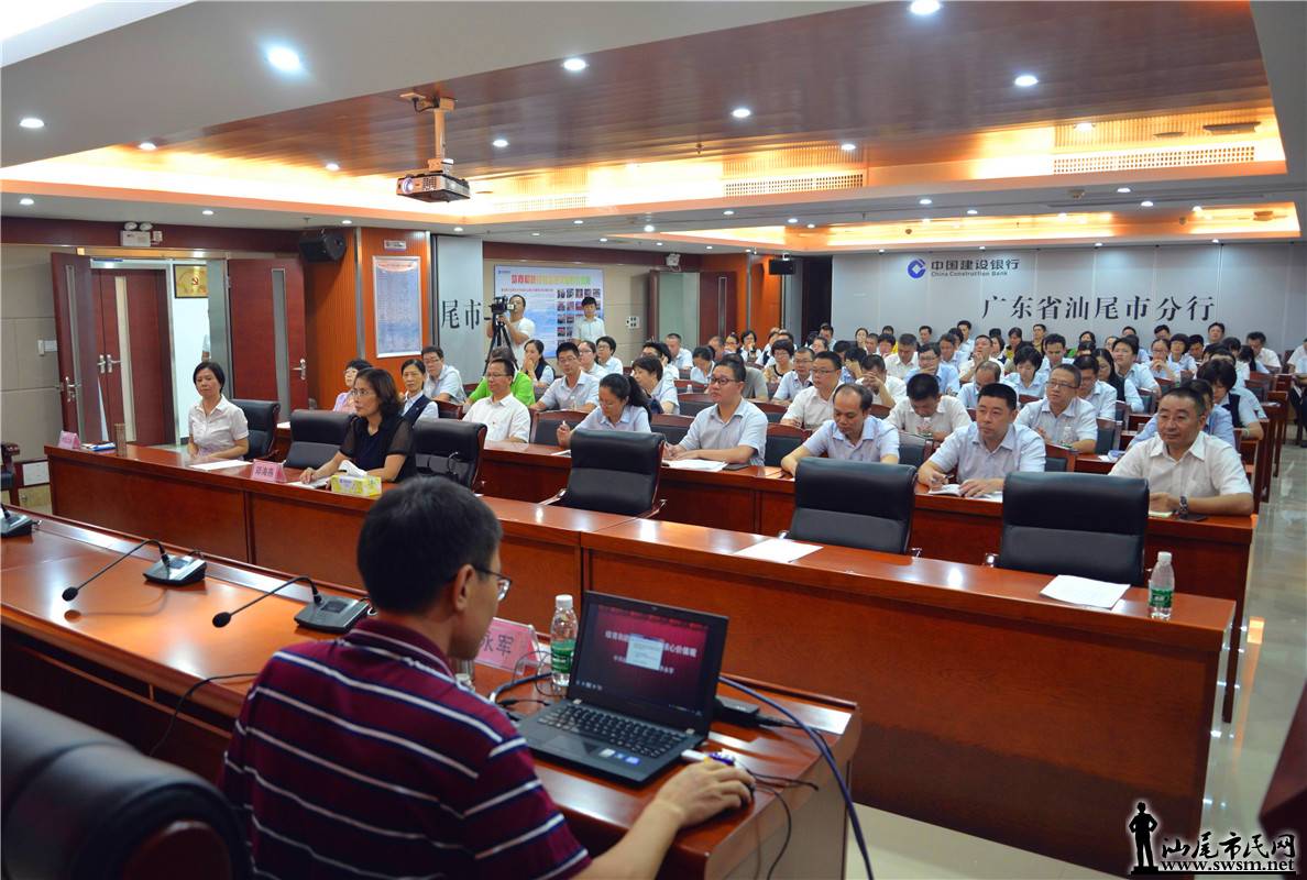 ������β�з��оٰ조���ļ�ֵ��  ��������С����� �ߡ��л����䡱�ж��