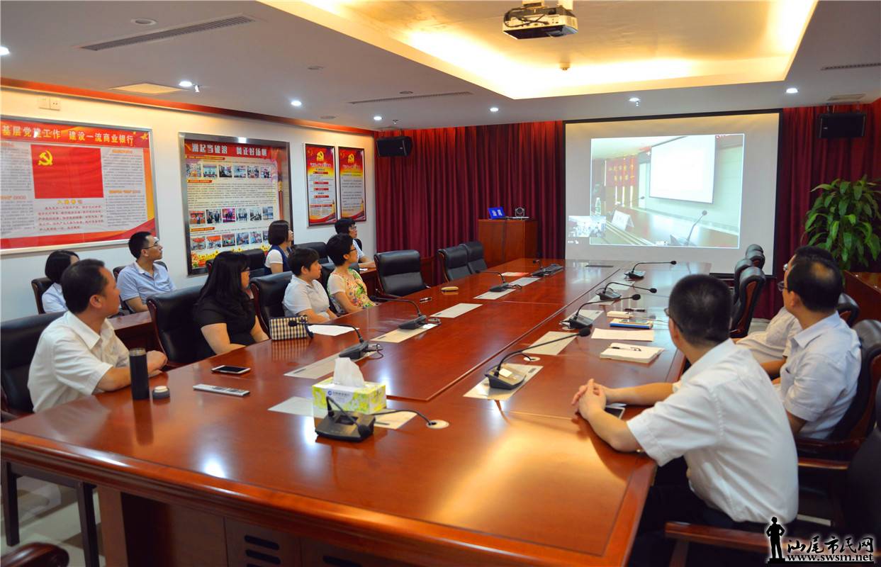 ������β�з��оٰ조���ļ�ֵ��  ��������С����� �ߡ��л����䡱�ж��