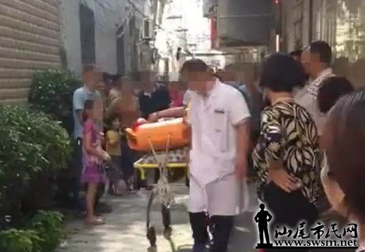 ����һ��Ů��ܾ���ͻ�飬����׹¥...