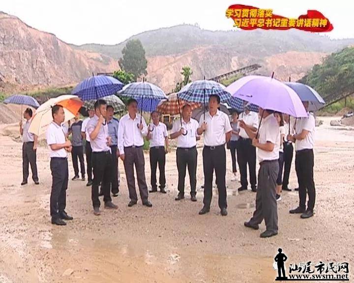 �����ɵ���ɽ��͵�·�����̻���������ʱǿ�����ž����򿪲�ʹ�á�ȷ��ȫ�渴������