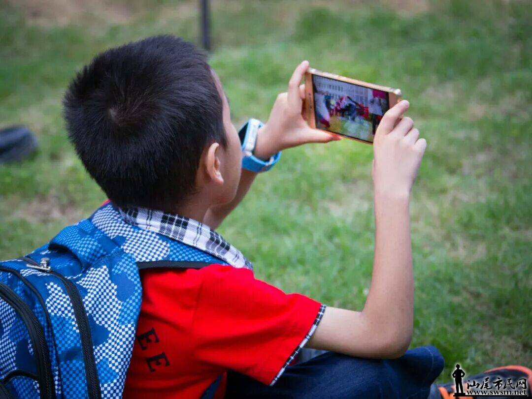 �¾��׽��й�ҽʦ�� ������β�еڶ�����ҽԺ�ٰ�ҽѧ����֮�������ݽ��