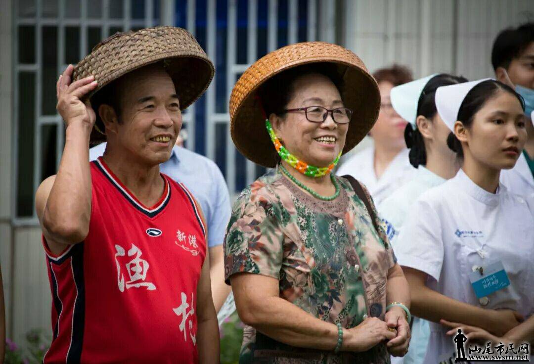 �¾��׽��й�ҽʦ�� ������β�еڶ�����ҽԺ�ٰ�ҽѧ����֮�������ݽ��