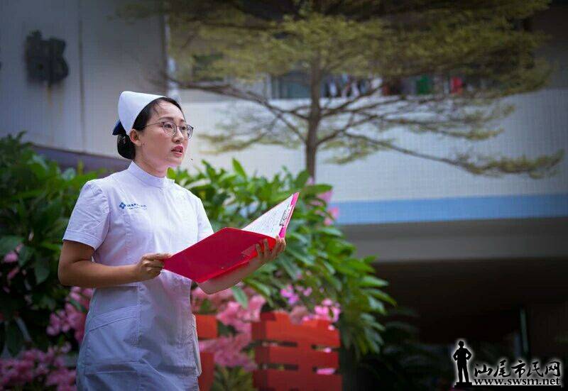 �¾��׽��й�ҽʦ�� ������β�еڶ�����ҽԺ�ٰ�ҽѧ����֮�������ݽ��