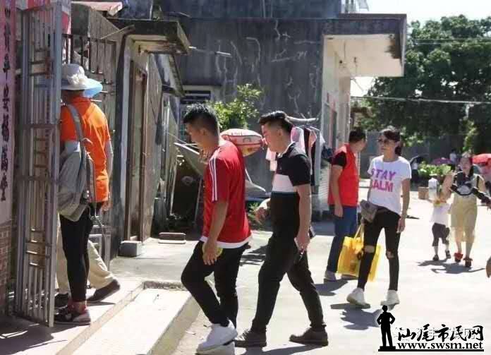 �����ٽ�  ��������ů��ɫ��ׯ