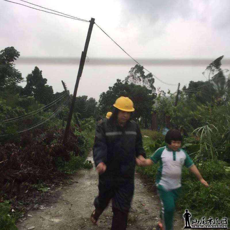 �������Ⱥ����ս���Ϸ����ؿ�̨��