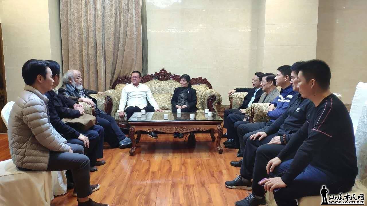 wechat_upload15511845345c7532966a7c6