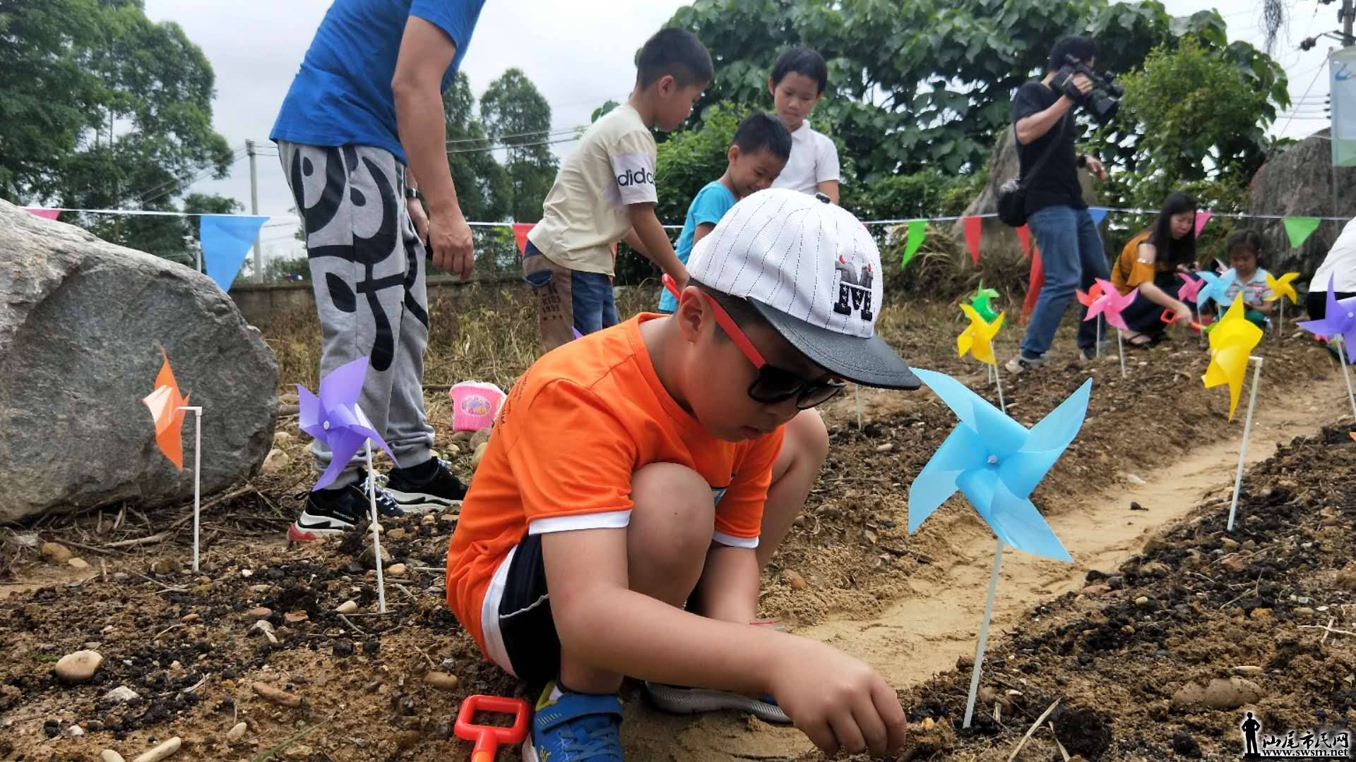 wechat_upload15563736415cc4608922642