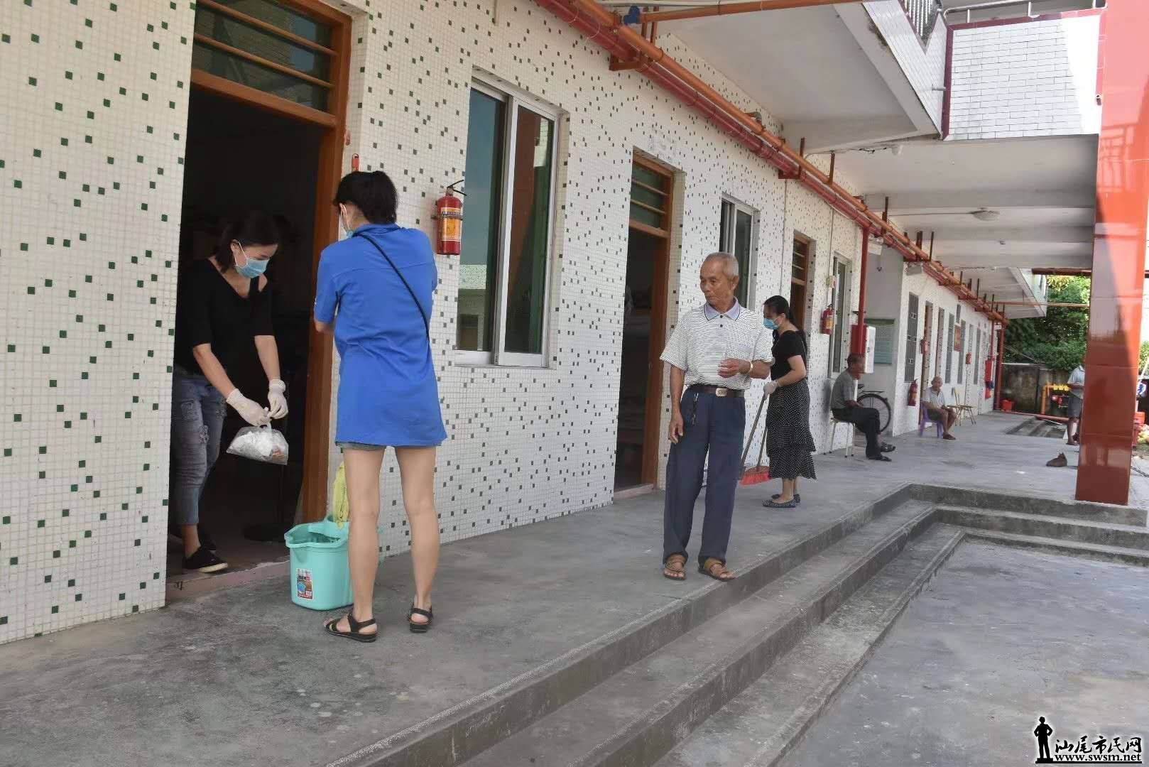 wechat_upload15683661555d7b5e4b15f0b