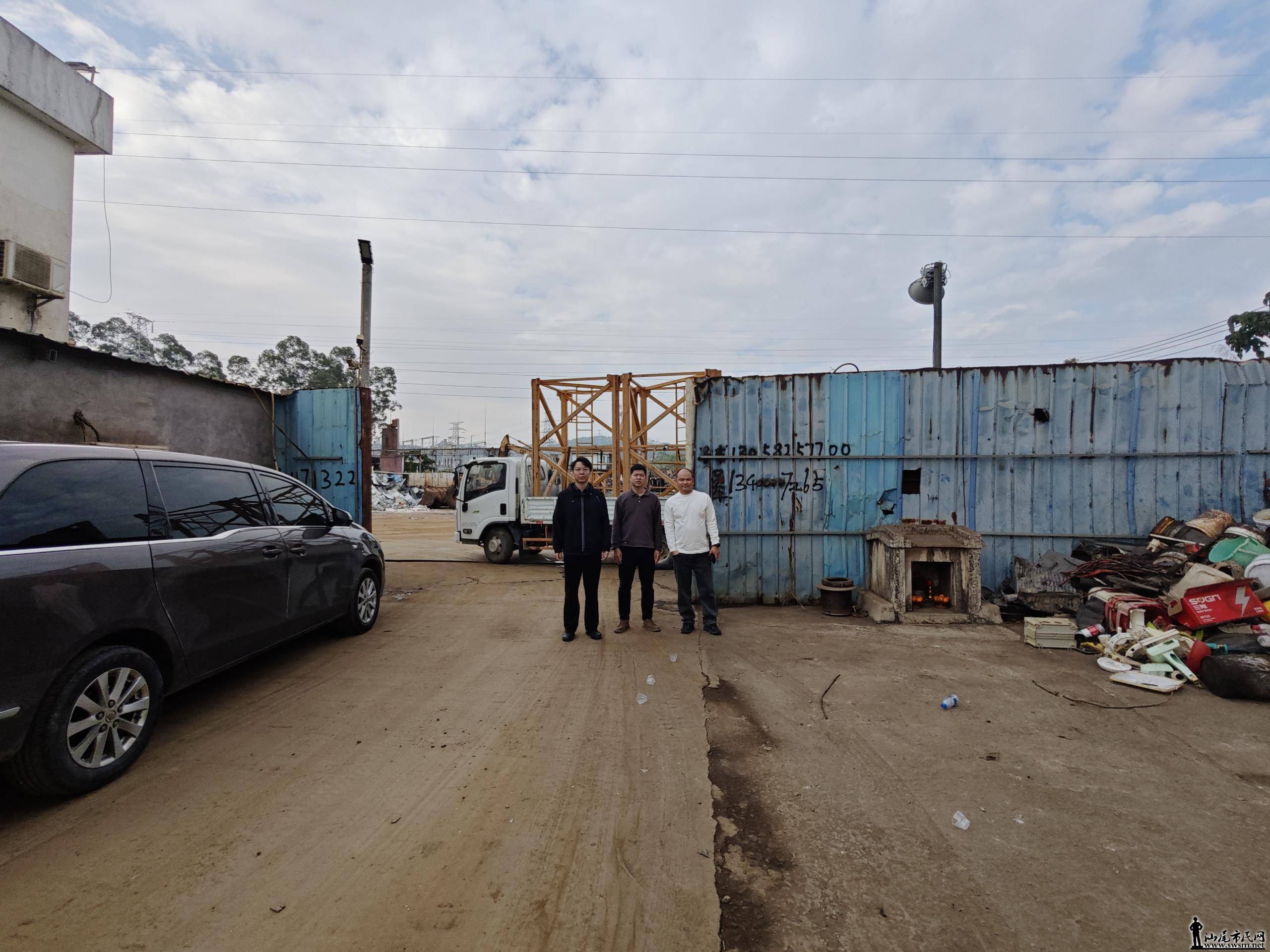 �ʴ�������β�з��л�����ʵ��˫�������� ��׼����������С΢��ҵ�����չ.jpg